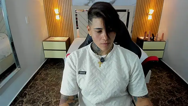 KAROLLJONES1 online show from 07-28-26, 07:39