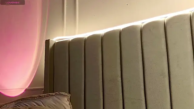 Ice Princess  online show from 11-21-25, 11:31