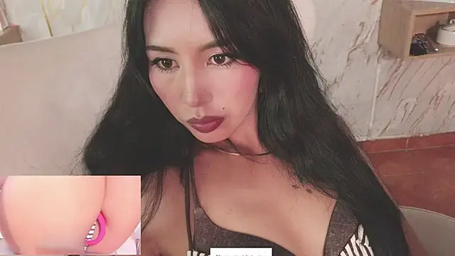 Miss Charlottet online show from 03-08-26, 11:41