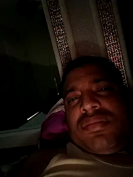 jesus235672 online show from 11-28-25, 05:32