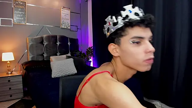 Room 69x online show from 09-28-25, 03:56