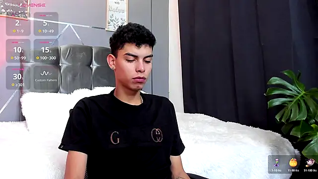 Room 69x online show from 11-09-25, 08:07