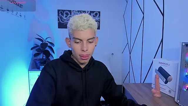 Room 69x online show from 12-15-25, 02:27