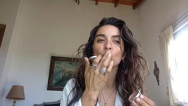 Snapshot of venuslibre chatting on 04-17-26, 06:11 venuslibre online show from 04-17-26, 06:11