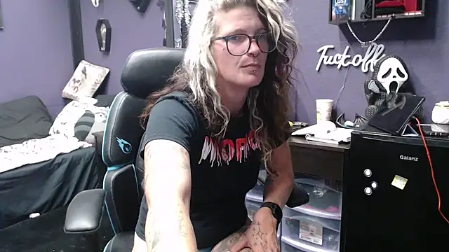 oddywithabody online show from 10-11-25, 06:45