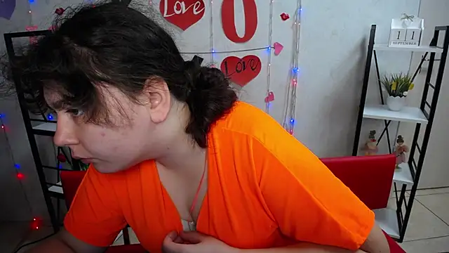 NeonilaLisova online show from 09-11-25, 05:18