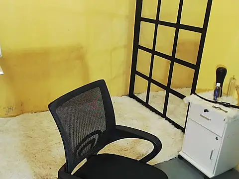 Hunky paul online show from 10-26-25, 08:31