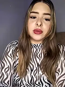 Nahomy cm online show from 04-08-26, 08:53