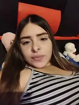 Snapshot of Nahomy_cm chatting on 06-07-26, 04:38 Nahomy cm online show from 06-07-26, 04:38