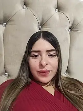 Nahomy cm online show from 06-27-26, 04:06