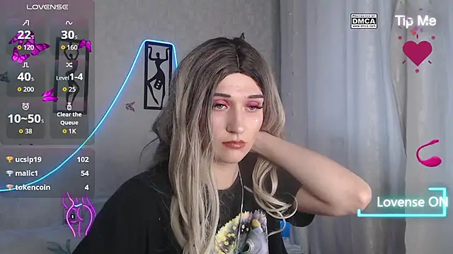 Snapshot of sweetest-cherry chatting on 10-14-25, 11:44 sweetest-cherry online show from 10-14-25, 11:44