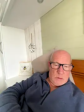 philefc online show from 11-28-25, 09:34