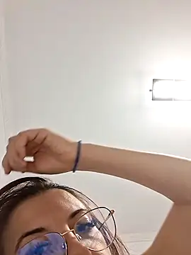 Anayssa  online show from 10-01-25, 06:36