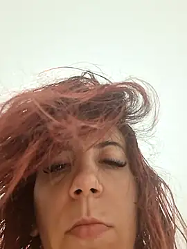 Anayssa  online show from 10-17-25, 08:00