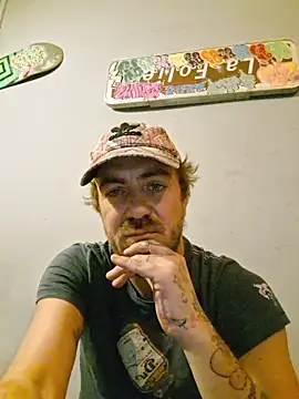 3615-ULLA online show from 11-27-25, 05:31