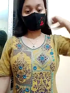 Snapshot of Sweet_Bindika07 chatting on 09-15-25, 05:02 Sweet Bindika07 online show from 09-15-25, 05:02