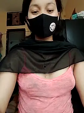 Snapshot of Sweet_Bindika07 chatting on 10-02-25, 02:40 Sweet Bindika07 online show from 10-02-25, 02:40