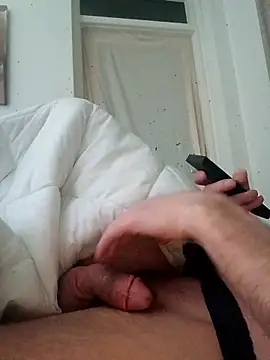 Snapshot of handsome8inchh chatting on 03-03-26, 02:39 handsome8inchh online show from 03-03-26, 02:39