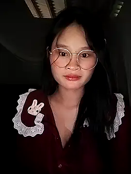 Snapshot of saronla_03 chatting on 09-17-25, 03:30 saronla 03 online show from 09-17-25, 03:30