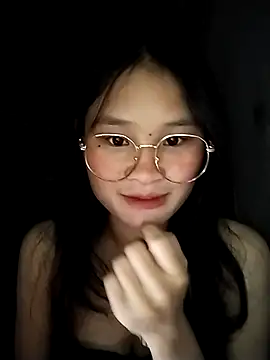 Snapshot of saronla_03 chatting on 10-12-25, 03:55 saronla 03 online show from 10-12-25, 03:55