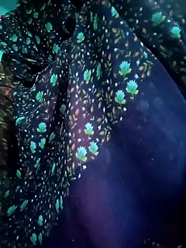 Juhi chawla online show from 10-25-25, 12:13