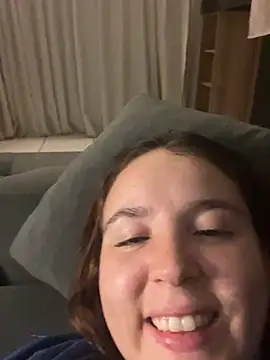 m0ranguinh0s2 online show from 06-19-26, 03:00