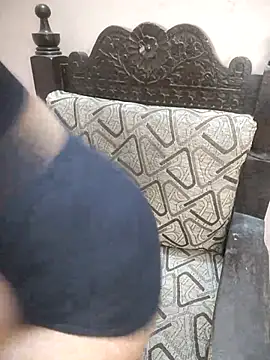 Curvey Girl online show from 09-08-25, 04:17