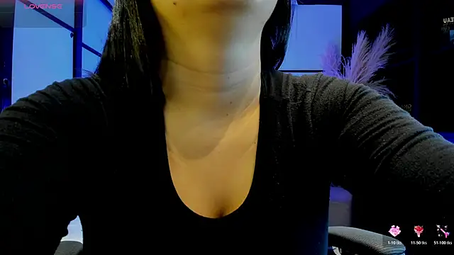 SamaraAnders  online show from 04-07-26, 04:35