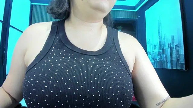 SamaraAnders  online show from 06-25-26, 05:23
