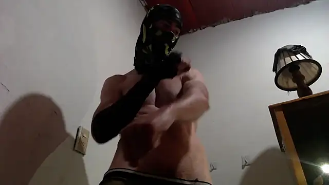 Snapshot of axelknight66 chatting on 09-17-25, 04:30 axelknight66 online show from 09-17-25, 04:30