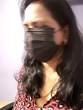 mallu-lover online show from 09-20-25, 12:33