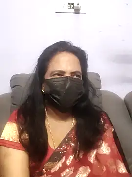 mallu-lover online show from 09-26-25, 11:36