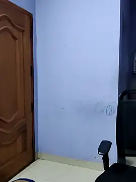 mallu-lover online show from 11-04-25, 01:10