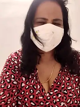 mallu-lover online show from 12-20-25, 05:09