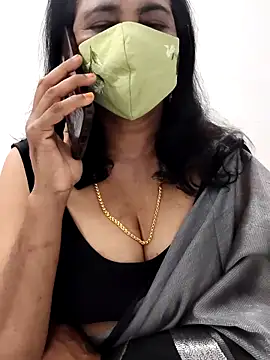 mallu-lover online show from 01-06-26, 01:37