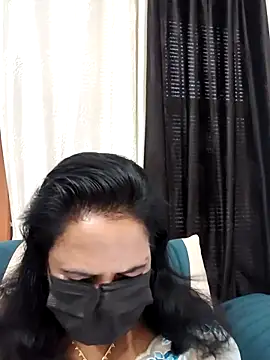 Snapshot of mallu-lover chatting on 05-10-26, 12:21 mallu-lover online show from 05-10-26, 12:21