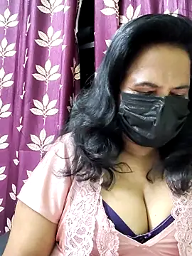 Snapshot of mallu-lover chatting on 06-04-26, 05:30 mallu-lover online show from 06-04-26, 05:30