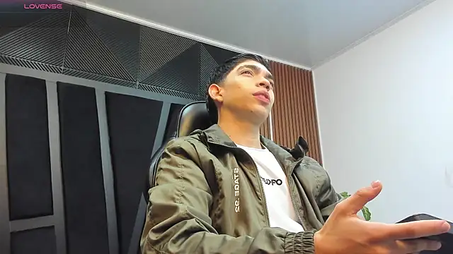 Eryonbradley online show from 10-01-25, 11:16