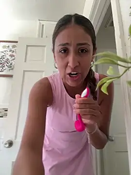 Sonnysoles online show from 10-17-25, 06:10