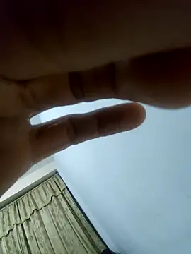 luislimafuego online show from 12-18-25, 10:54