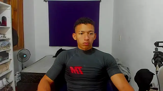 JuanchiT66 online show from 10-01-25, 04:51