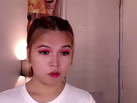 adorabletsforyouxx online show from 09-09-25, 05:01