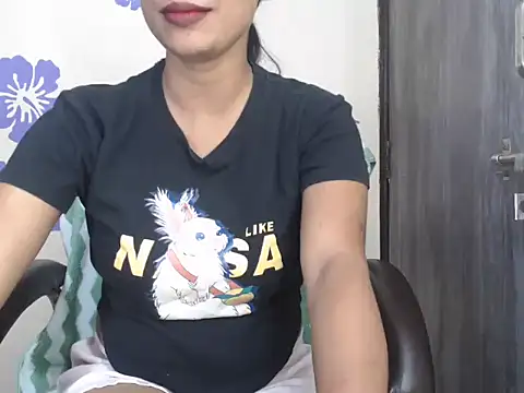 Love-Sex Love online show from 12-15-25, 08:18