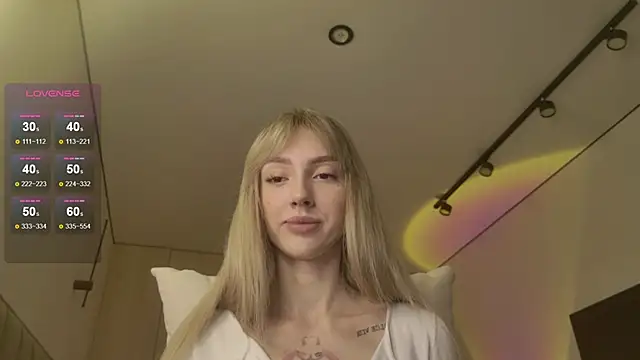 Lunainnk online show from 03-28-26, 03:50