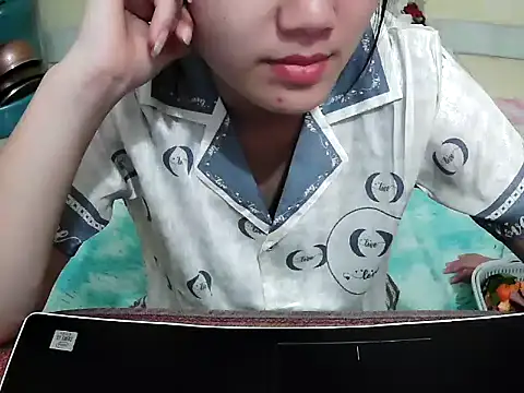 Linda-24 online show from 03-21-26, 12:21