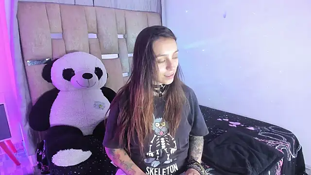 JulianaCarter online show from 11-20-25, 08:19