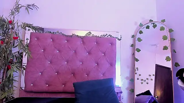 JulianaCarter online show from 04-21-26, 02:51