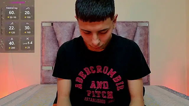 Snapshot of lana_and_liam_ chatting on 09-11-25, 10:15 lana and liam online show from 09-11-25, 10:15