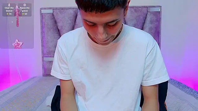 Snapshot of lana_and_liam_ chatting on 09-25-25, 10:30 lana and liam online show from 09-25-25, 10:30