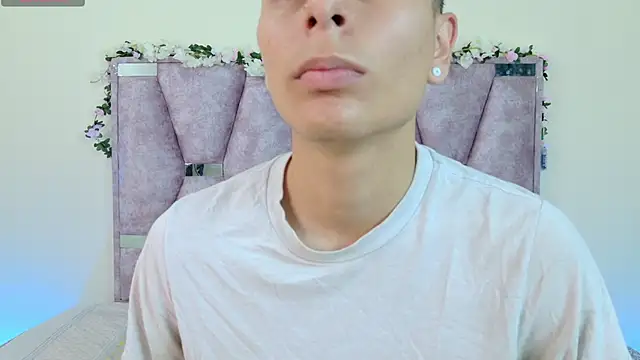 Snapshot of lana_and_liam_ chatting on 11-15-25, 10:34 lana and liam online show from 11-15-25, 10:34